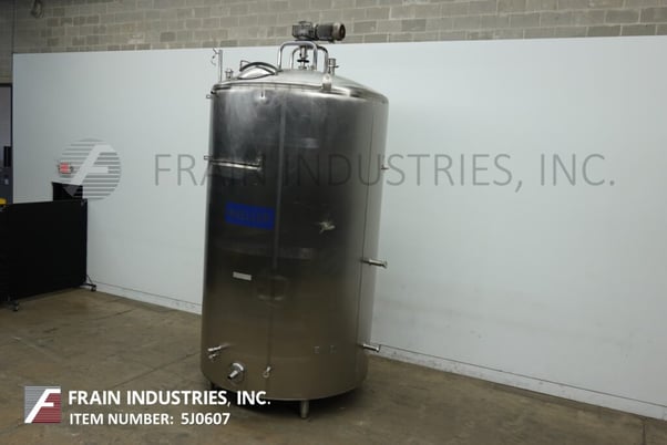 Mueller #3000GAL, 3000 gallon 304 Stainless Steel jacketed processor, 84" dia. x 128" straight wall, 18" - Image 1