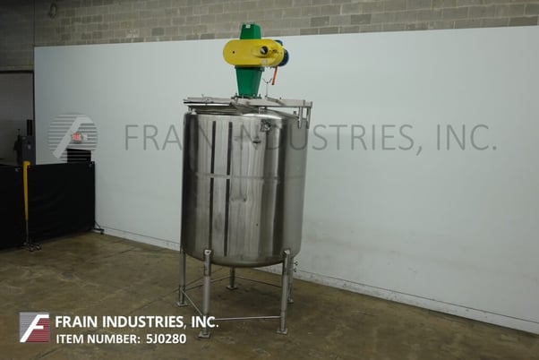 1600 gallon Crepaco, 316 Stainless Steel single wall dome top dish bottom processing tank, 78" ID x 96" deep - Image 1