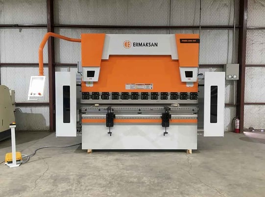 110 Ton, Ermaksan #Power-Bend-Falcon-2600-100, 8' 6" OA, 86" between housing, 10.8" stroke, 16" throat - Image 1