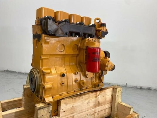 53 HP Cummins #4B, Engine Assembly, remanufactured - Image 2