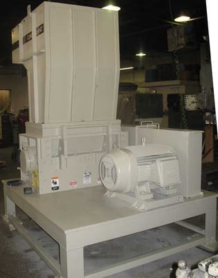 Cumberland #37B Granulator, 100 HP, 3 knife high shear rotor, Conveyor ...