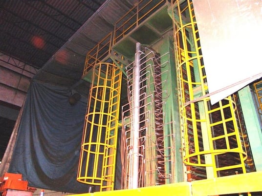 Yamamoto HE2-500-30W, Multi-Opening Plywood Hot Press, 30-opening, 500 Ton, 4.7" daylight, 54" x 108" x 1.5" - Image 1
