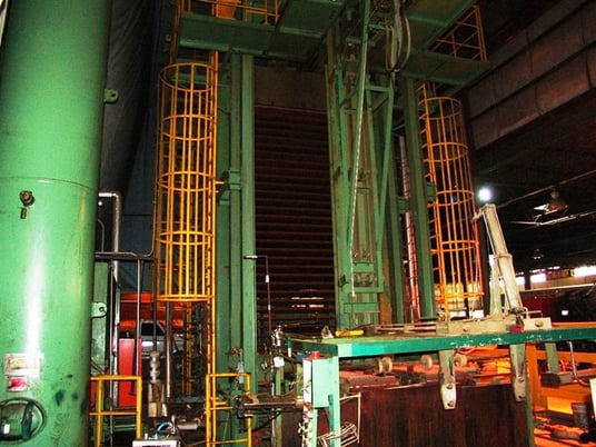 Yamamoto HE2-500-30W, Multi-Opening Plywood Hot Press, 30-opening, 500 Ton, 4.7" daylight, 54" x 108" x 1.5" - Image 3