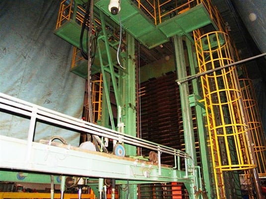 Yamamoto HE2-500-30W, Multi-Opening Plywood Hot Press, 30-opening, 500 Ton, 4.7" daylight, 54" x 108" x 1.5" - Image 10