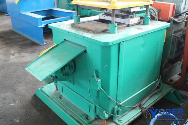 Yoder, cut-off press, 2 stroke, 1-1/4" post diameter, 4-way base, 42" pass line, 1-1/3 HP, #57629 - Image 3