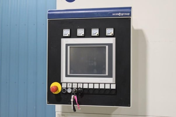 53" Dmc #SY-TC-1350, 4-Head Wide Belt, 6.8" workpiece thickness, 10" drum, 53" x 103" abrasive belt, 2012 - Image 4