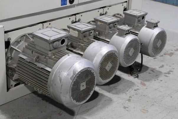 53" Dmc #SY-TC-1350, 4-Head Wide Belt, 6.8" workpiece thickness, 10" drum, 53" x 103" abrasive belt, 2012 - Image 6