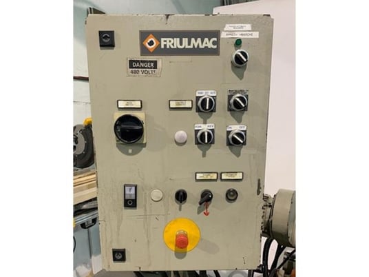 Friulmac #Dual-Feed, Double End Trim Saw, 79" saw to saw opening, 79" L x 6-3/4" width x 2-3/8" thickness - Image 8