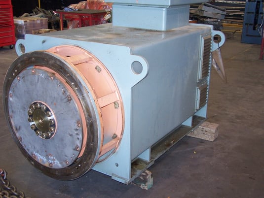 1000 KW Hyundai, Induction generator set, S/N 3468rm-1548001, 1200rpm, 480 Volts - Image 2