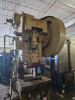 60 Ton, Minster #6, OBI press, 4" stroke, 13" Shut Height, 32" x 21" bed - Image 8
