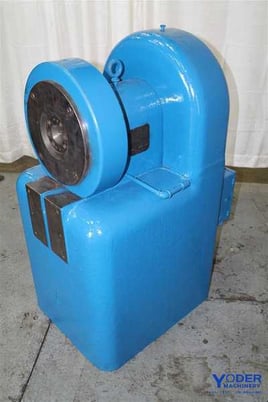 No. 73 Abbey Etna, 3/4" 2 die swagers, 1-3/8" width, 1-1/8" thick, 1-1/16" hole, 4000 hammer blows - Image 3