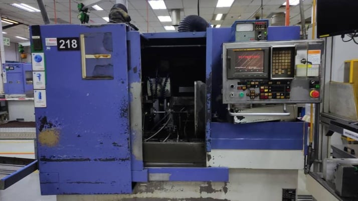 12.6" x 12.6" Mitsubishi #PD32, cylindrical grinder, Fanuc 21iTB, 20" x5" x8" wheel, 2005 - Image 1
