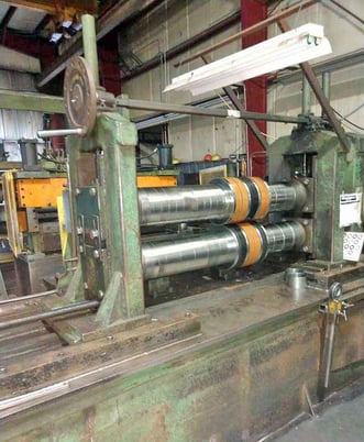 48" x 7" Wean, slitting line, 25000 lb., hydraulic pushoff, powered rotation, manual clamp & expansion - Image 1