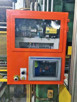 300 Ton, Pacific #300-D-10-60, hydraulic press, 18" stroke, 33" open, Allen Bradley Control, 28" windows, 1979 - Image 6