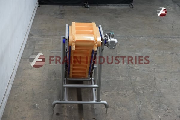 18" wide x 8' long, Marvu #260, inclined cleated conveyor, 1-1/2" high cleats set on 11-1/2 centers, 49" - Image 4