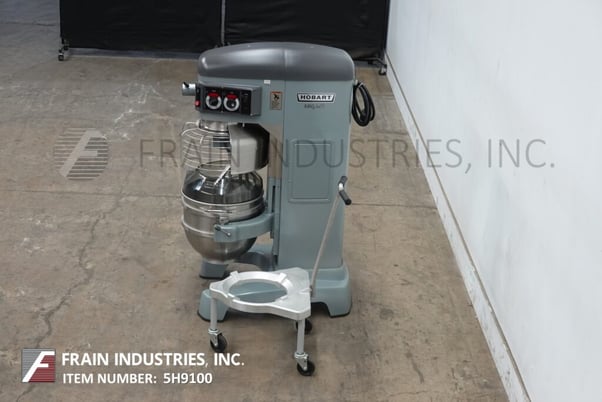15 gallon Hobart #HL600, planetary mixer, Stainless Steel contact parts, 4 speed, 2.7 HP, smart timer - Image 3