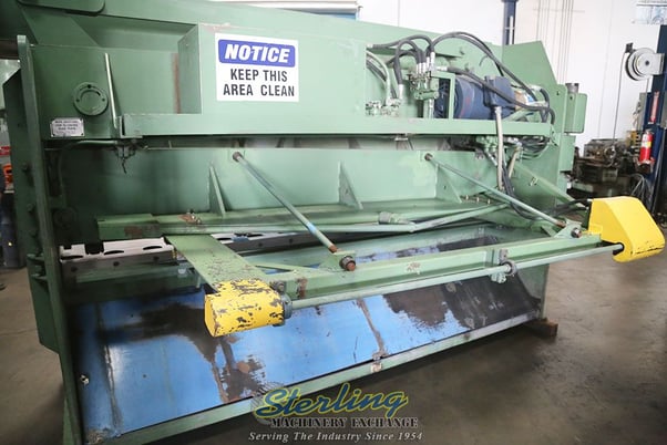 1/4" x 10' HTC #250-10A, 1" x3" x124" blade, 9 holddown, 36" front operated power back gauge w/ indicator - Image 9