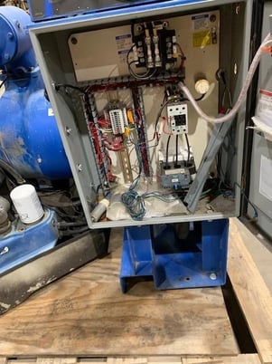 25 HP Quincy #QSV-25, Air Compressor, 365 acfm, 3ph, 70939 hours, 2010 - Image 5