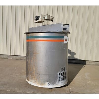 550 gallon Bendel, Stainless Steel liquid tank w/ agitator - Image 2