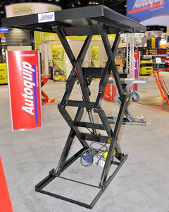 2000 lb. Autoquip 74Q20, scissor lift w/high travel double pantograph, 30" width x 56" L platform, 30" width - Image 1