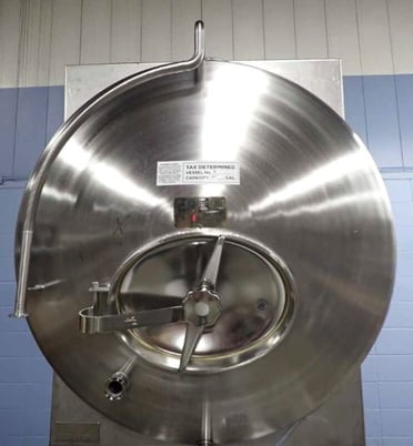 350 gallon Stainless Steel Horiz. Brewery tank, 41" diameter x 48" T/T - Image 3
