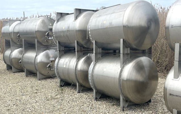 350 gallon Stainless Steel Horiz. Brewery tank, 41" diameter x 48" T/T - Image 10