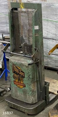 1500 lb. Big Joe #1056, Pallet Jacks, S/N 24728 - Image 2