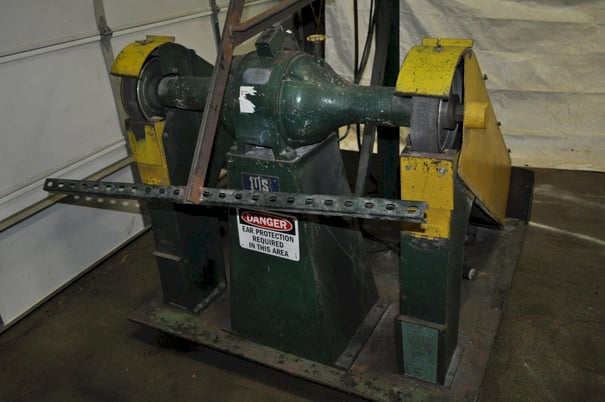 Buffing / Polsihing Lathe, idle pully stands - Image 3