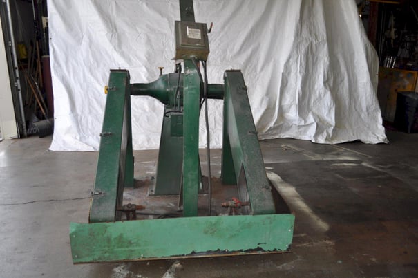 Buffing / Polsihing Lathe, idle pully stands - Image 5
