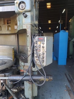 Fellows #36-8Z-1, gear shaper, 24" throated riser, 8" stroke, large hole on spindle, 44" swing, excellent - Image 5