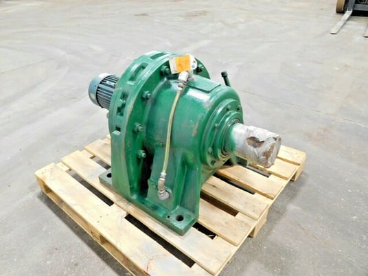 5 HP, 2 RPM, SM Cyclo Sumitomo, gearmotor, 731.00 ratio, 7" L x 5-1/2" W shaft - Image 5