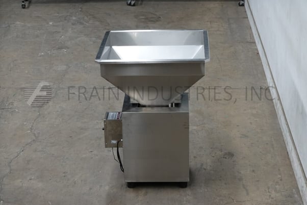 Ohlson #SH-2SS, vibratory feeder, 9" wide x 28" long, Stainless Steel bed, mounted on Stainless Steel legs & - Image 4