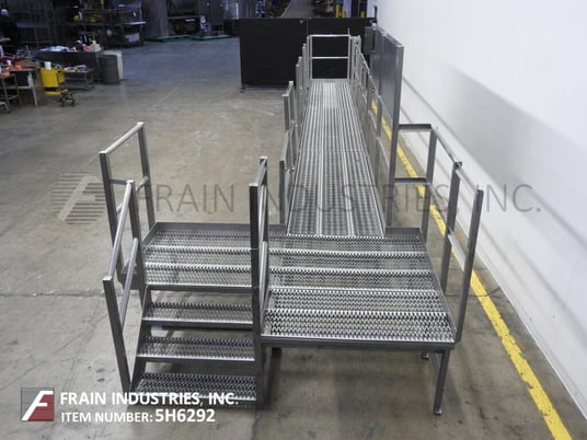 4 Stairs steel walkway - Image 3