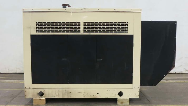 125 KW Kohler #125RZG, Natural gas / propane generator set, 120/208 Volts, 195 HP, 424 hours, GM 8.1L engine - Image 1