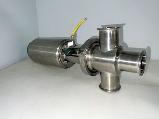 2" Tri-Clover, Sanitary 3 way Air Actuated valve - Image 3