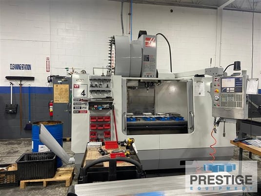 Haas #VF-4B, 50" X, Cat 40,10000 RPM, 30 HP, 40 side mount tool changer, chip auger, pre-wired 4th Axis - Image 2