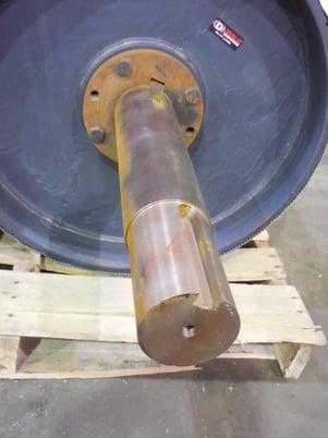 Douglas 32" conveyor head pulley, new - Image 4