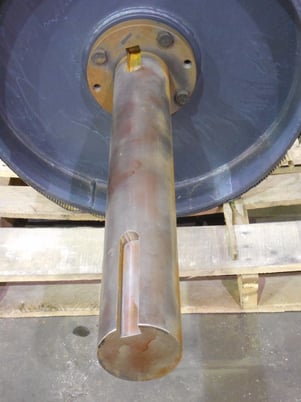 Douglas 32" conveyor head pulley, new - Image 7