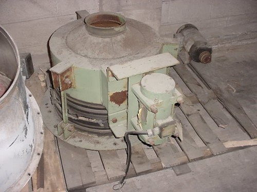 Carmen Live #CVM-405, Bin Bottom, 24" dia carbon steel, 8" dia discharge, 230/460 V., 1.4/.7 amps - Image 2