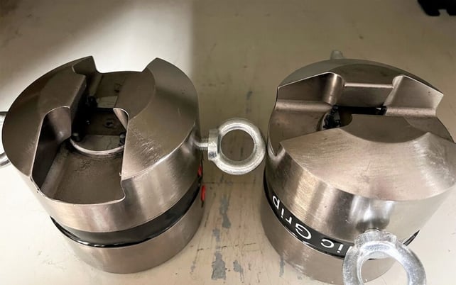 Frank Bacon #SJ-25SG, Hydraulic Wedge Grips, 5.5KIP (25kN), new - Image 3