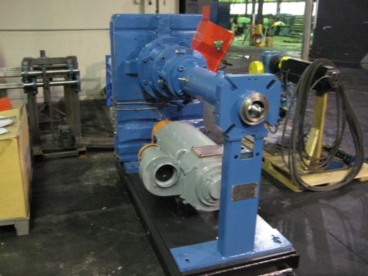 3.5" NRM, cold feed extruder, 12:1 L/D, 75 HP, 1750 RPM, 500 VDC motor, roller feed/power feed roll, rebuilt - Image 2