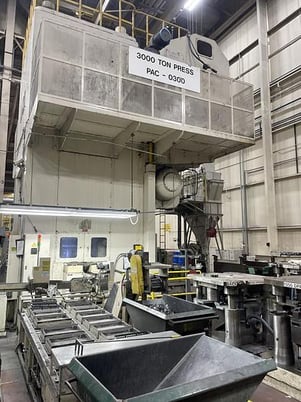 3000 Ton, Aida #PK-3000, knuckle motion stamping press, 9.8" stroke, 47.24" x47.24" bed area, 25-40 SPM - Image 3