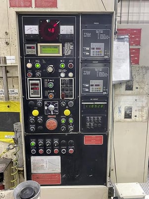 3000 Ton, Aida #PK-3000, knuckle motion stamping press, 9.8" stroke, 47.24" x47.24" bed area, 25-40 SPM - Image 7