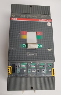 250 Amps, ABB molded case circuit breaker - Image 1