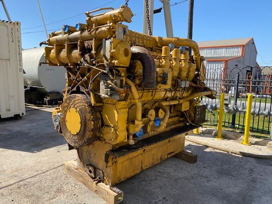 1675 HP Caterpillar #3512B, diesel marine engine, 1600 RPM, 1999 - Image 2