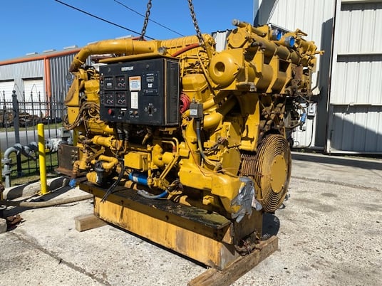 1675 HP Caterpillar #3512B, diesel marine engine, 1600 RPM, 1999 - Image 4