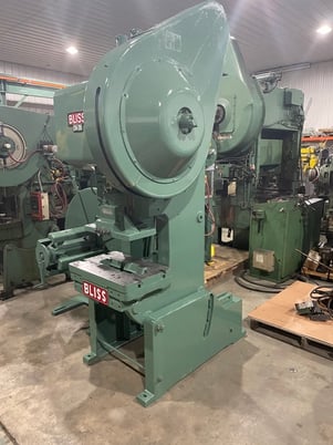 35 Ton, Bliss #C35, OBI press, 3" stroke, 9-3/4" Shut Height, 2-1/2" ram adjustment, 0-150 SPM - Image 3
