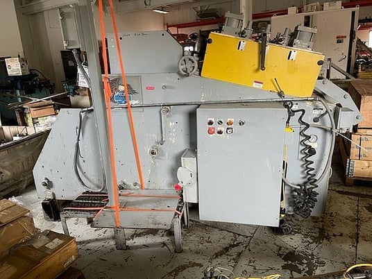 6000 lb. Coe Press Equipment #6018, cradle/straightener comb., 18" W, 3.5" 7-rolls, exit & entry pinch, 1998 - Image 1