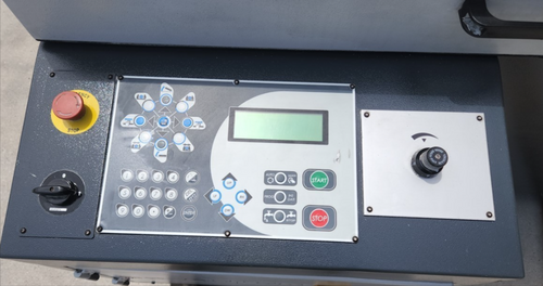 5.5" Quantum #MACC-TA-400-A, Fully-automatic Aluminum Cutting Saw, 2017 - Image 3