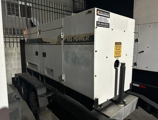 80 KW Multiquip #DCA100SSJU, rental grade diesel power module, 100 KVA, 480 Volts, 1998 - Image 1